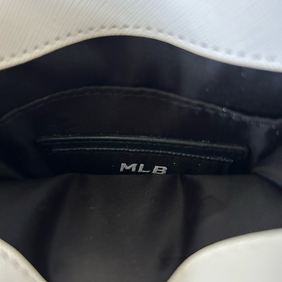 MLB Red Sox Monogram Jaquard Diamond print  Gray and White phone pouch - Picture 6 of 7